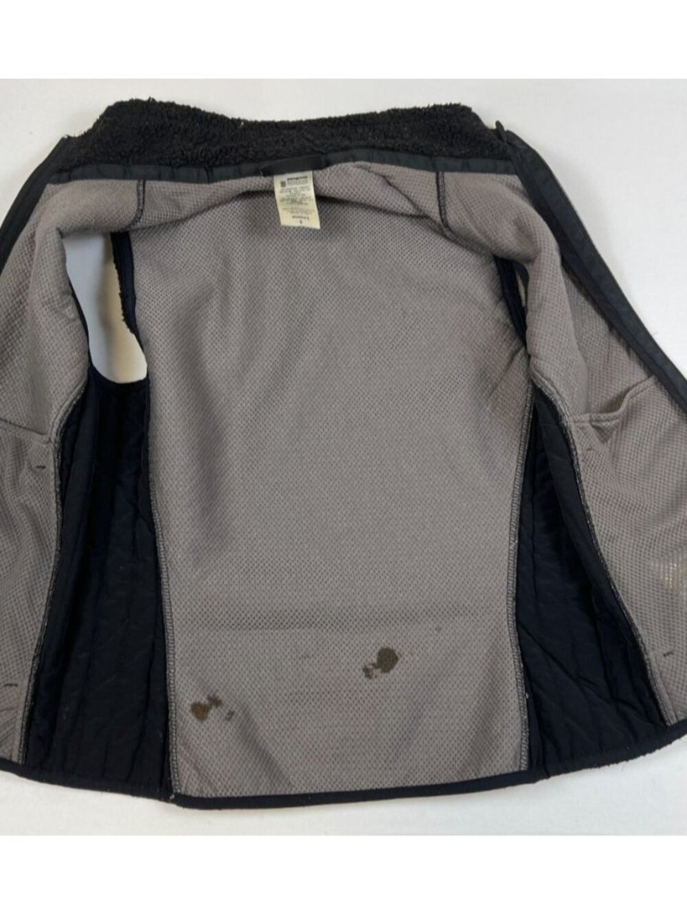 Patagonia Women S Black Mixed Guide Pile Fleece Quilted Hybrid Full Zip Vest - Picture 6 of 8